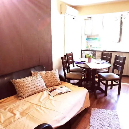 Apartment Lovely Place Eva *